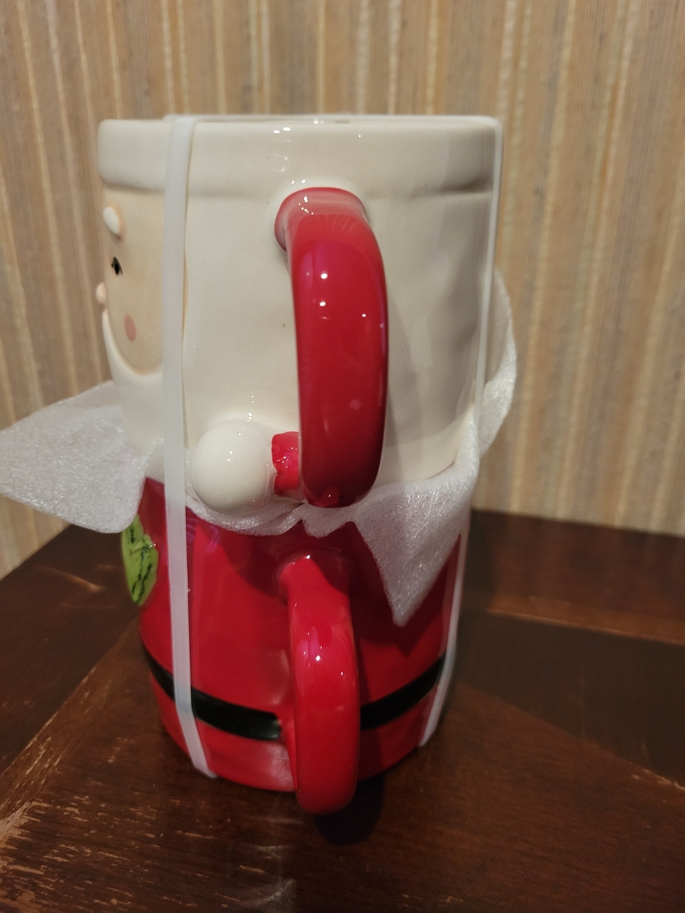 Demdaco Red and White Stackable Santa Ceramic Mug Set NWT - Picture 3 of 6